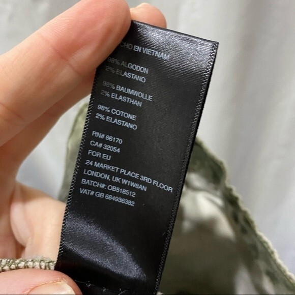 Urban Outfitters BDG Green Camo Moto Zipper Ankle Pants Size 28 - Picture 8 of 9